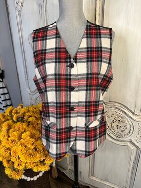 SAVANNAH Vintage Wool Plaid Button-Front Vest in Red, Black & White